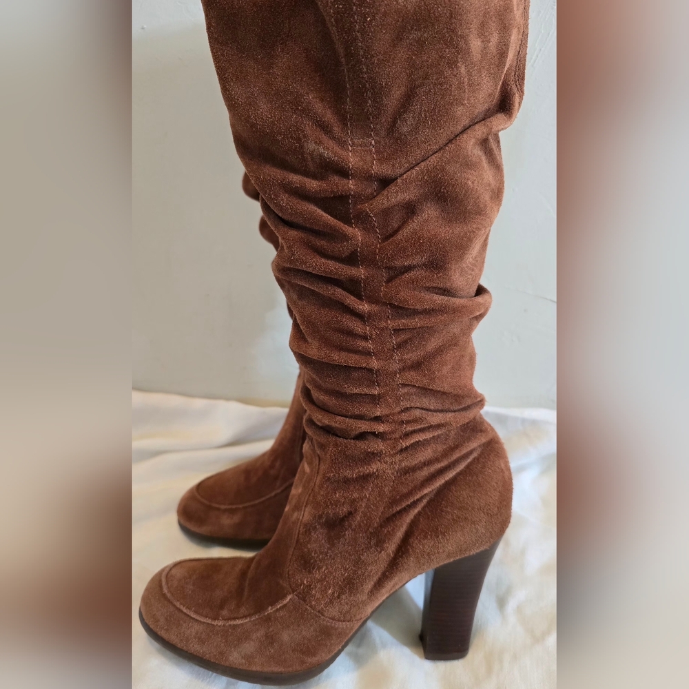 Connie Brown Suede / Leather Heeled Boots 8 1/2